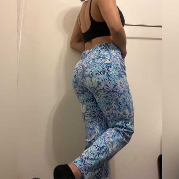 Lilly Pulitzer Luxletic Pants - Picture 3 of 6